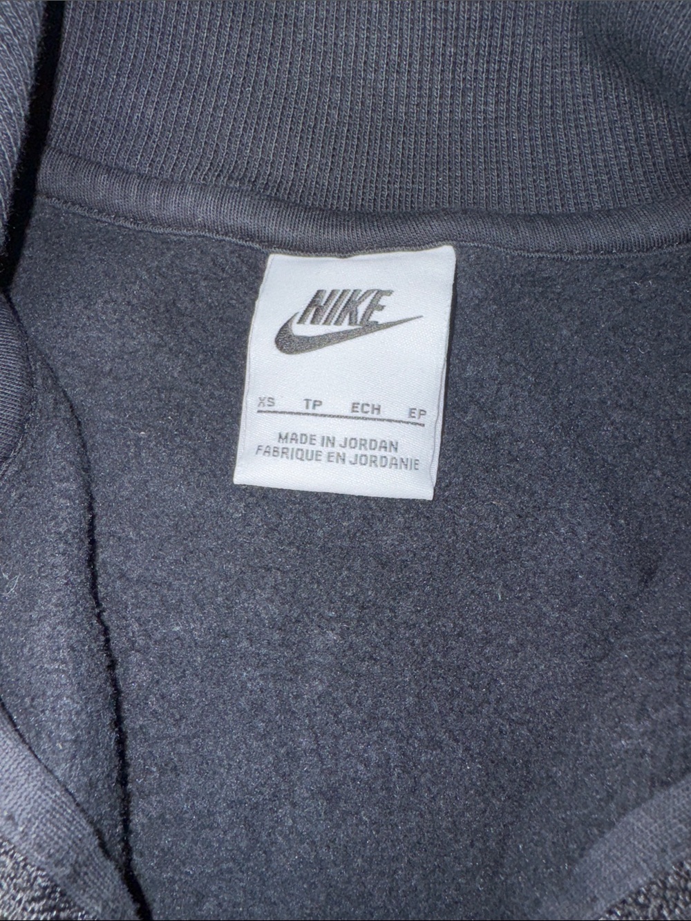 Nike Womens Quarter Zip Fleece Pullover XS Black Mini Swoosh Cozy Casual - Picture 2 of 5